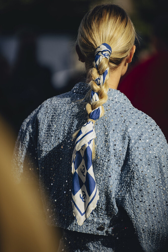 Схема плетения косы с лентой