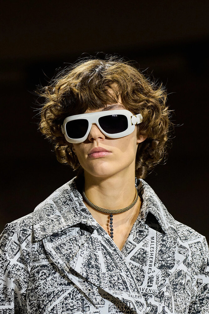 Новая мода на солнцезащитные очки 2024-2025: главные тренды сезона