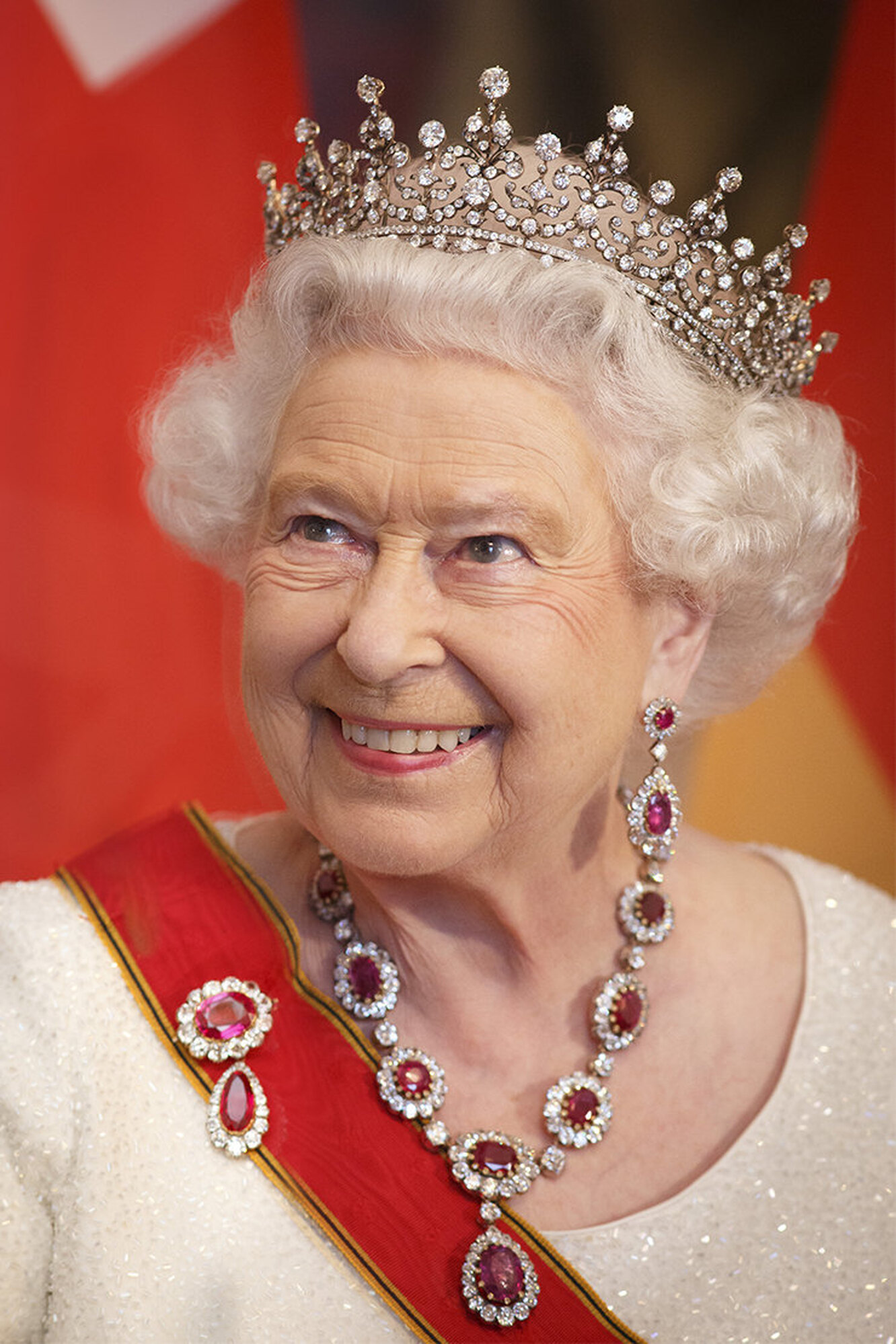 королева канады елизавета