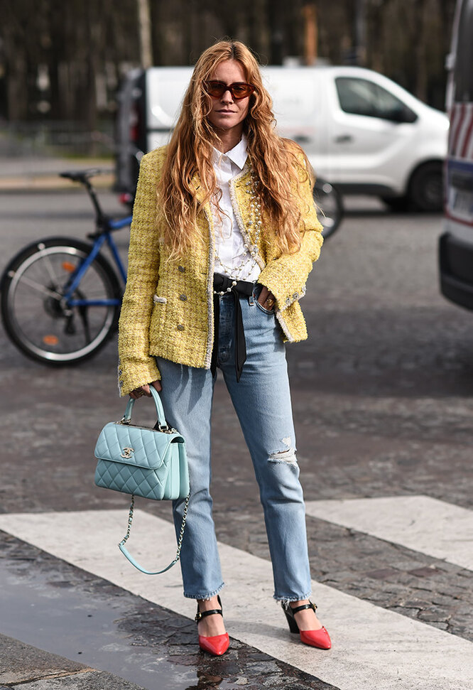 Жакет джинсовый с отложным воротником купить со скидкой в интернет-магазине Леомакс
