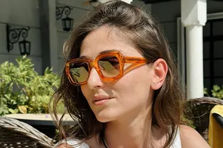 Цветные солнцезащитные очки — самый модный аксессуар лета-2024