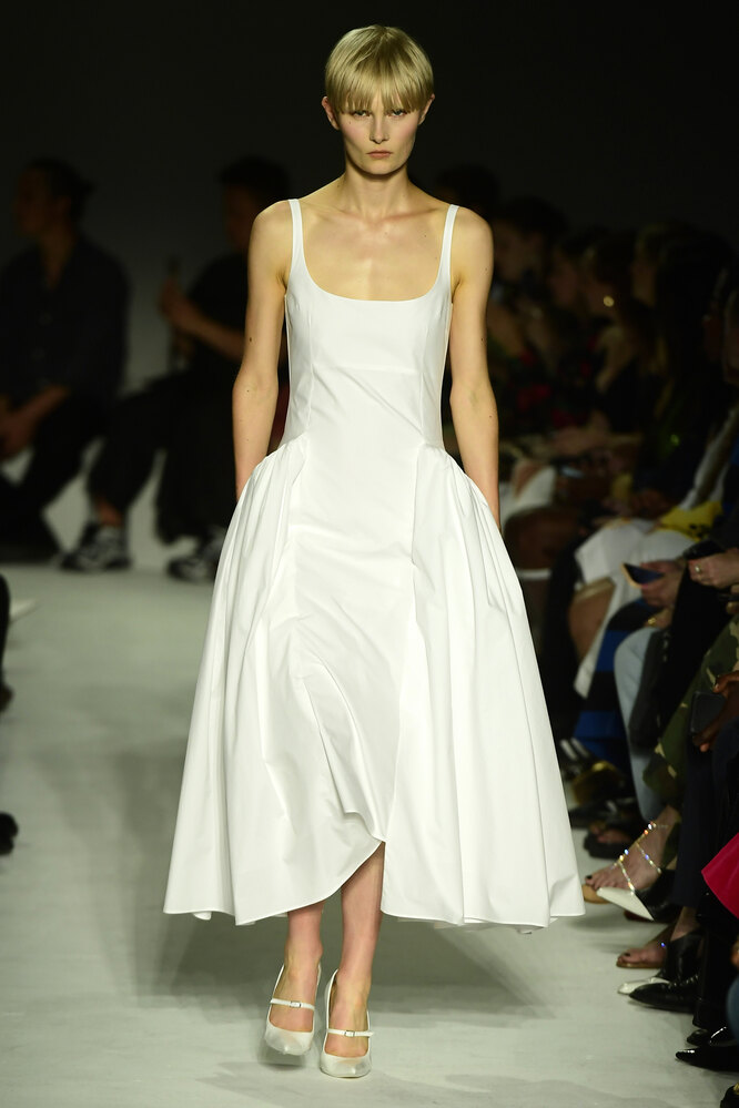 Белые платья топ трендовых моделей, тенденции и фото-новинки белых платьев